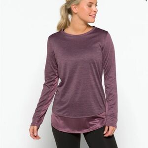 UNDER ARMOUR
Tech Vent Long Sleeve